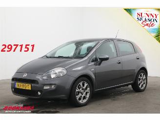 krockskadad bil auto Fiat Punto Evo 0.9 TwinAir Lounge Navi Cruise Clima PDC 2017/2