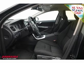 Volvo S-60 1.6 T3 AUT Kinetic Navi Cliam Cruise PDC picture 14