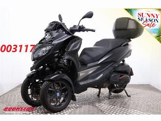 skadebil motor Piaggio  MP3 530 HPE Exclusive Cruise Bluetooth Camera 4.372 km! 2025/7
