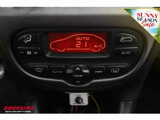 Peugeot 206 CC 1.6-16V Roland Garros Hardtop Clima Leder picture 17