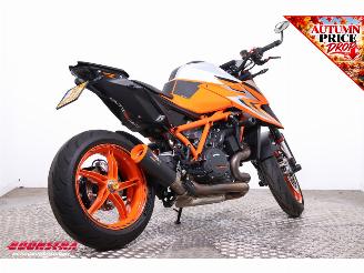 KTM  1290 SuperDuke R ABS Austin Racing Cruise picture 3
