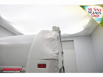 Hobby  460 DL ON TOUR Single Beds Kachel Toilet picture 6