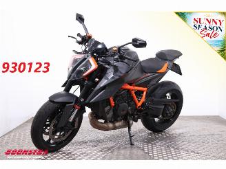 KTM  1290 SuperDuke R ABS Heizgriffe Launch Control Quickshift 16.524 km! picture 1