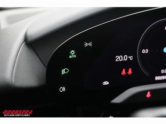 Porsche Taycan 4 93 kWh Pano ACC Virtual Memory Leder SHZ Camera 360° Apple/Android picture 16