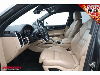 Porsche Cayenne 3.0 E-Hybrid Sport Chrono PASM PDLS Memory Leder SHZ Clima Navi Camera PDC picture 9