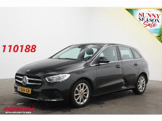 Mercedes B-klasse 180d Premium Plus Cruise Clima Navi SHZ Camera PDC picture 1