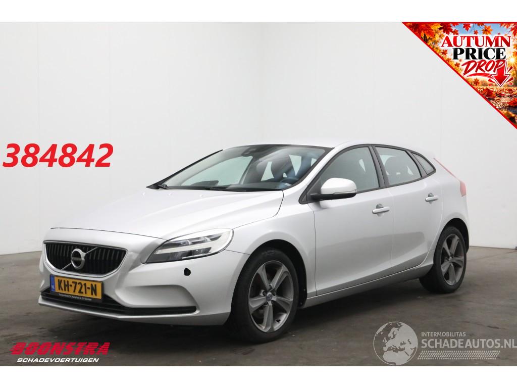 Volvo V-40 2.0 T3 Momentum Navi Cruise SHZ PDC LMV