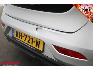 Volvo V-40 2.0 T3 Momentum Navi Cruise SHZ PDC LMV picture 13