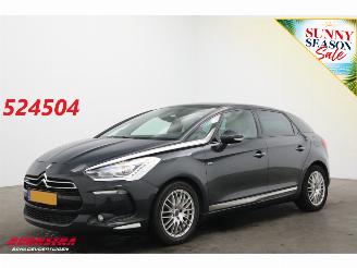 Schadeauto Citroën DS5 2.0 Hybrid4 Business Executive HUD Clima Navi Camera PDC Bluetooth 2012/11