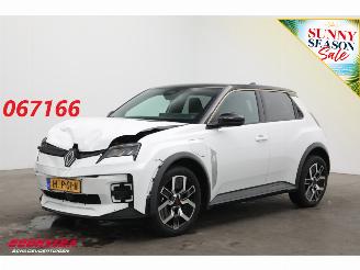 Avarii autoturisme Renault 5 Urban range techno 40 kWh ACC Clima Apple/Android Camera PDC 2025/6