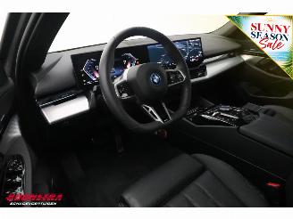 BMW 5-serie Touring 530e M Sport Edition ACC Memory Leder SHZ Virtual Navi Camera PDC AHK picture 24