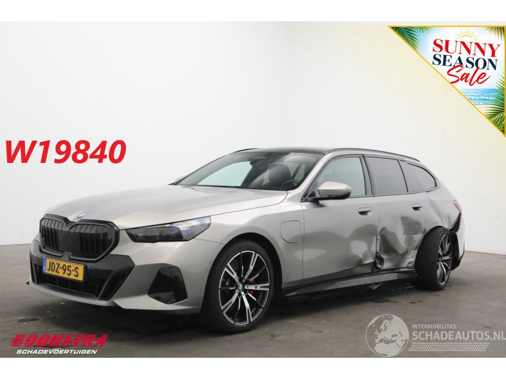 BMW 5-serie Touring 530e M Sport Edition ACC Memory Leder SHZ Virtual Navi Camera PDC AHK