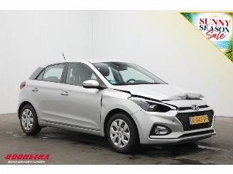 Hyundai I-20 1.0 T-GDI Comfort Cruise SHZ LrHZ Airco Camera PDC Bluetooth picture 2