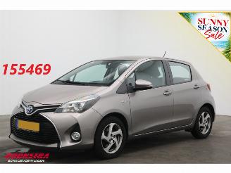 uszkodzony samochody osobowe Toyota Yaris 1.5 Hybrid Comfort Navi Clima Camera 135.113 km! 2015/3