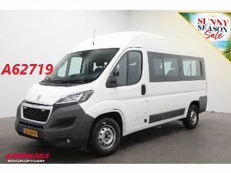 krockskadad bil bedrijf Peugeot Boxer 2.0 BlueHDI L2H2 Premium 9-zitter Airco Cruise Navi Camera PDC 53.214 km! 2016/3