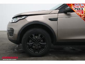 Land Rover Discovery Sport 2.2 TD4 Aut. Unfall 4WD SE Cruise Navi Clima PDC picture 12