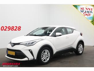 damaged passenger cars Toyota C-HR 1.8 Hybrid Business Plus Cruise Navi Clima SHZ Camera PDC 2020/9