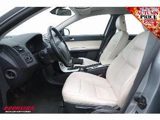 Volvo V-50 1.6 D2 S/S Kinetic Cruise Navi Clima Leder SHZ PDC picture 12