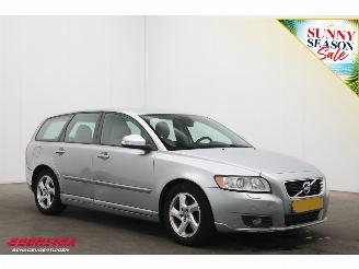 Volvo V-50 1.6 D2 S/S Kinetic Cruise Navi Clima Leder SHZ PDC picture 2
