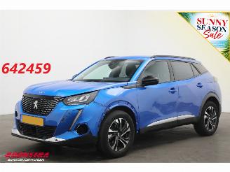 Schadeauto Peugeot 2008 1.2 PureTech Aut. Allure Pack LED ACC Apple/Android Camera SHZ 2022/10