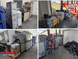 Gebrauchtwagen Roller   BIKE / E-BIKE PARTS - Grote partij fietsonderdelen en accessoires! 