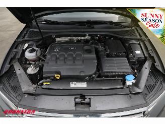Volkswagen Passat 1.6 TDI Highline R-Line Pano ACC ErgoComf. Apple/Android SHZ AHK picture 13
