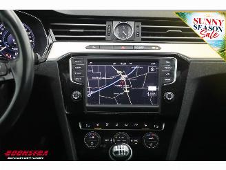 Volkswagen Passat 1.6 TDI Highline R-Line Pano ACC ErgoComf. Apple/Android SHZ AHK picture 18
