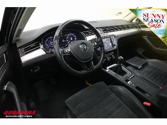 Volkswagen Passat 1.6 TDI Highline R-Line Pano ACC ErgoComf. Apple/Android SHZ AHK picture 21