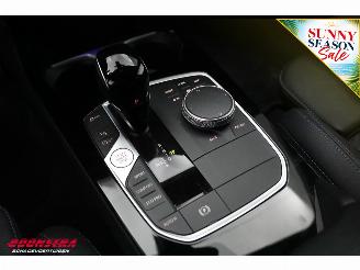 BMW 1-serie 118i Aut. M-Sport LED Apple/Android LivePro Cruise 65.193 km! picture 30