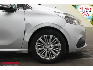 Peugeot 208 1.2 PureTech Allure Apple/Android Navi Clima Cruise Camera 64.916 km! picture 9