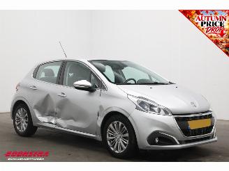 Peugeot 208 1.2 PureTech Allure Apple/Android Navi Clima Cruise Camera 64.916 km! picture 2
