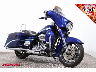 Harley-Davidson  CVO Street Glide 5HD! Vance Hines Cruise picture 2