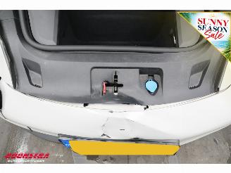 Porsche Taycan 4S Performance 93.4 kWh Pano LED ACC Sport Chrono SHZ picture 12