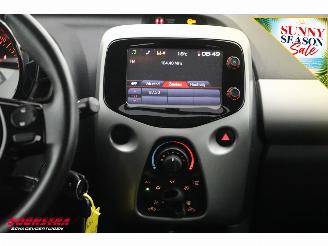 Toyota Aygo 1.0 VVT-i x-play Apple/Android Airco Cruise Camera picture 18