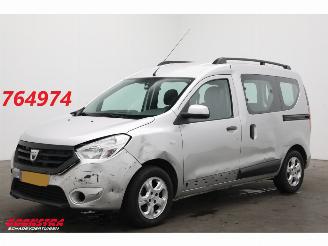 krockskadad bil auto Dacia Dokker 1.2 TCe Lauréate Navi Airco Cruise PDC 126.428 km! 2014/5