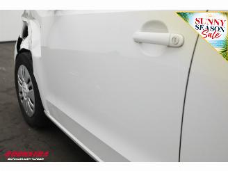 Volkswagen Up! 1.0 move up! BlueMotion picture 14