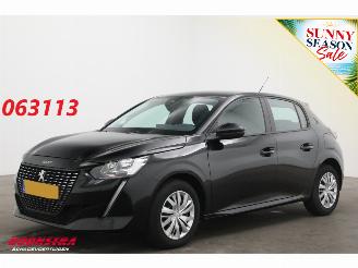 Schadeauto Peugeot 208 1.2 PureTech Active Apple/Android Navi Airco Cruise 2023/8