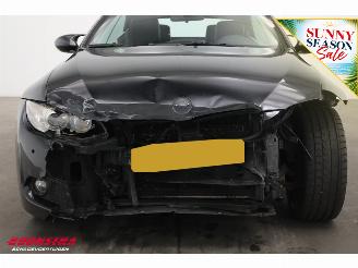 BMW 3-serie Cabrio 325i Executive Leder Clima Cruise SHZ PDC picture 7