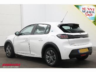 Peugeot e-208 EV Active Pack 50 kWh Apple/Android Navi Clima Cruise PDC picture 4