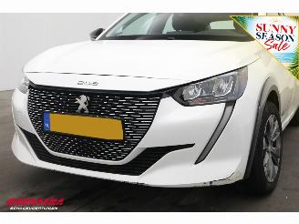 Peugeot e-208 EV Active Pack 50 kWh Apple/Android Navi Clima Cruise PDC picture 9