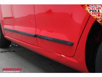 Volkswagen Up! 1.0 move up! BlueMotion 5-DRS Airco picture 5