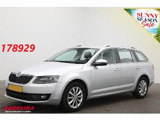 damaged passenger cars Skoda Octavia Combi Combi 1.0 TSI DSG Greentech Style Business Navi Clima Cruise SHZ PDC AHK 2017/3