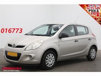 Hyundai I-20 1.2i ActiveVersion Radio/CD Elek Ramen 81.477 km! picture 1
