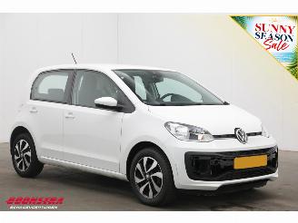 Volkswagen Up! 1.0 5-DRS Bluetooth Airco Cruise PDC 92.718 km! picture 2