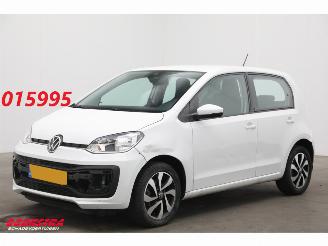 krockskadad bil auto Volkswagen Up! 1.0 5-DRS Bluetooth Airco Cruise PDC 92.718 km! 2022/4