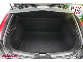 Volvo V-40 2.0 D2 Aut. Momentum LED Navi Clima Cruise Camera PDC picture 19