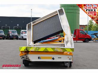   VWTA02 Pijlwagen Baustelle Warnung BY 2025 picture 8