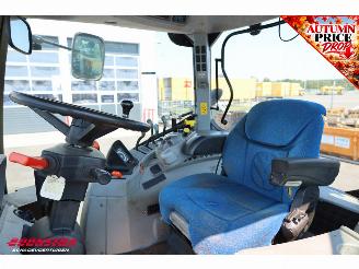 New Holland  T6020 ELITE BY 2012 8.421 Uur picture 7