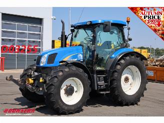 skadebil machine New Holland  T6020 ELITE BY 2012 8.421 Uur 2012/6