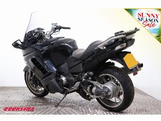 Kawasaki  1400 GTR ABS picture 4